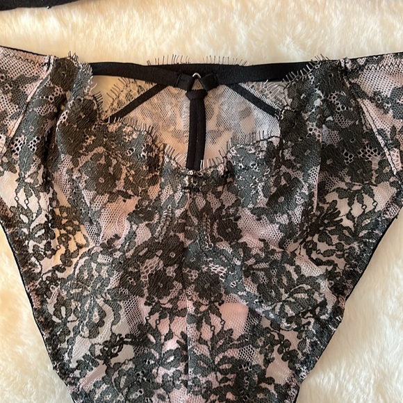 Victoria’s Secret very sexy, push-up pink and black sparkling set size36DDD L - Picture 9 of 10